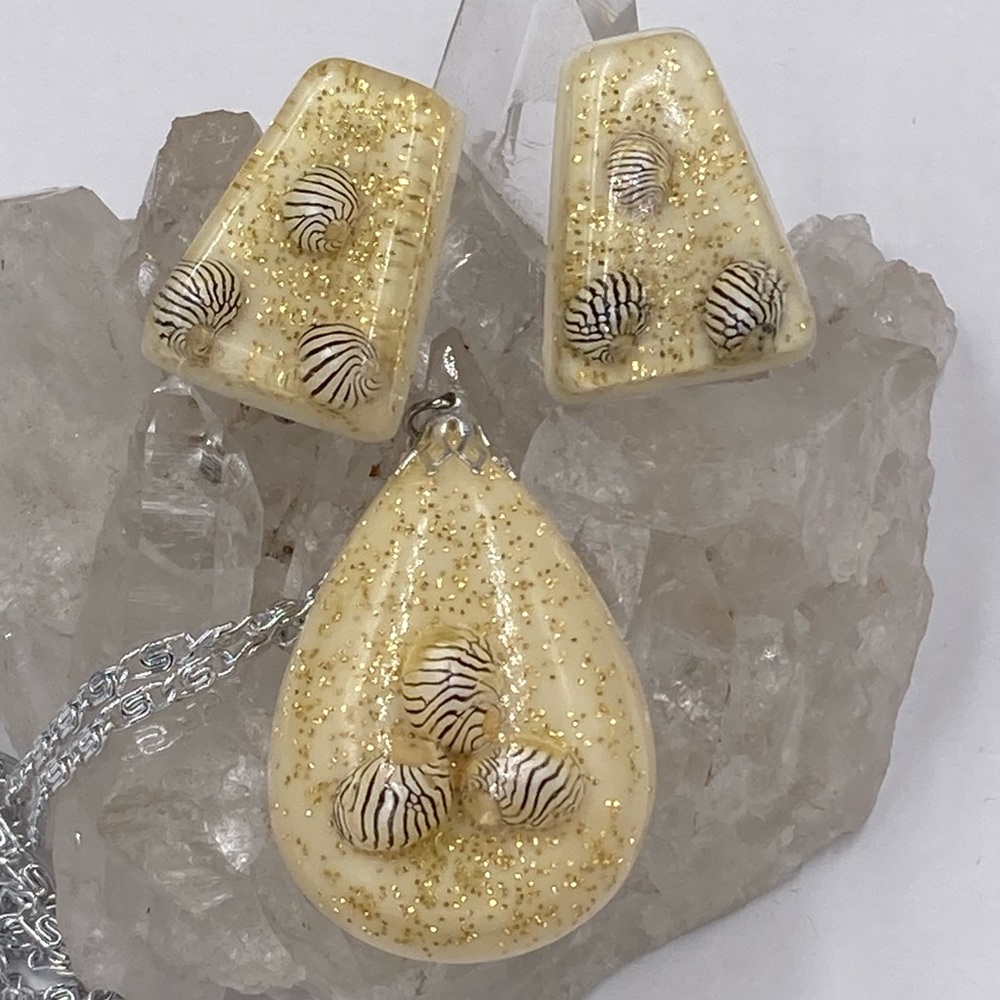 Vintage Confetti Lucite Germany Necklace Earrings